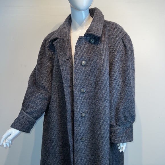 Woman’s Vtg Wool Grey Puffy Sleeves Size 2X Coat - Picture 2 of 14